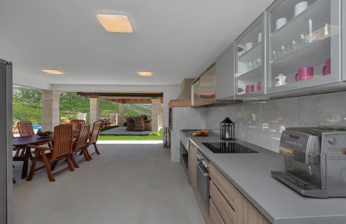 Luxury villa with a swimming pool Studenci, Zagora - 18483 - Foto 28