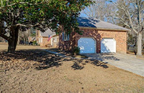 Serene on Sonning- Close to I-26- 20 Mins to Midtown - Foto 44