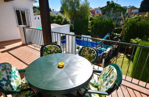 High Quality, Spacious, 4 Bedroom private Villa - Photo 31