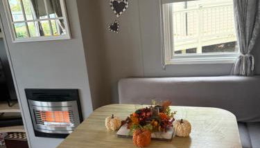 Hoopers Hideaway Caravan Rental Setonsands - Foto 3