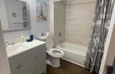 Cozy 2BR 2BA apt close to Siegen & Womans - Foto 10