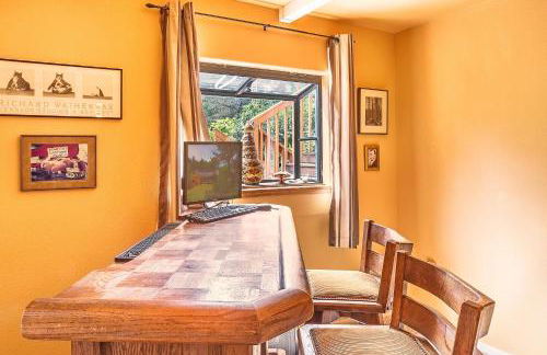 Cozy 2BR cabin near beach with deck fireplace. - Foto 24