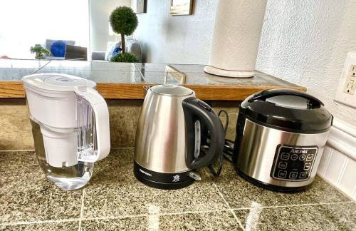 Casa Bella Homes - Top floor 2-BR 1 Bath Condo, Centrally located - Foto 16