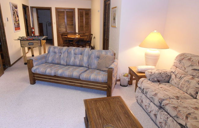 Country Club Homes - Photo 80