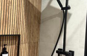 Przytulny Apartament, self check-in, blisko lotniska - Foto 5