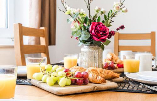 Mayflower 5-Bed Home, Contractors, Family, Harry Porter - Photo 30