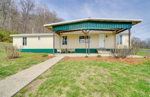 3 Mi to Caesars Casino Indiana Retreat with Patio! - Foto 1