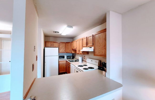 Amazing Clean Large Parking Long Term Avail - Foto 16