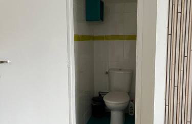 Appartement T2, très bien équipé, avec terrasse, jardin, et accès piscine, rénovation mars 2026 - Photo 26