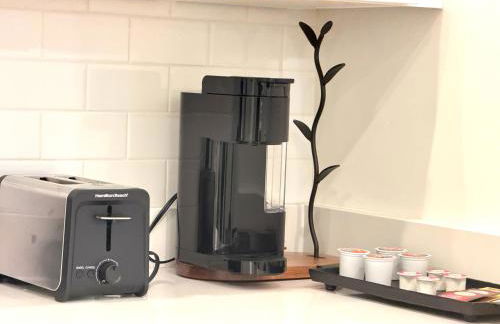 Providence City Center 1BR, Full Kitchen, Walk to Convention Center & PPAC - Foto 17