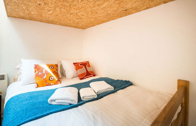 Cute House IN Soho - Full AC, Quiet and Unique - Photo 3