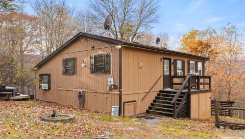 River Access Cabin with Hot Tub, Fire Pit, & WiFi! - Foto 5