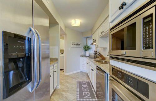 Pool and Dock Access Lakefront Hot Springs Condo! - Foto 18