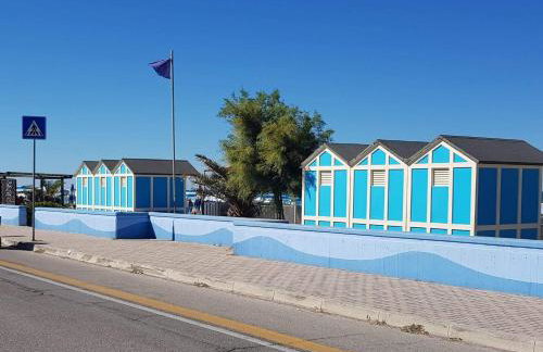 Marotta, 50 mt dal mare, Aria condizionata, Wi-Fi gratuita, 2 camere, 6 letti, - Foto 35