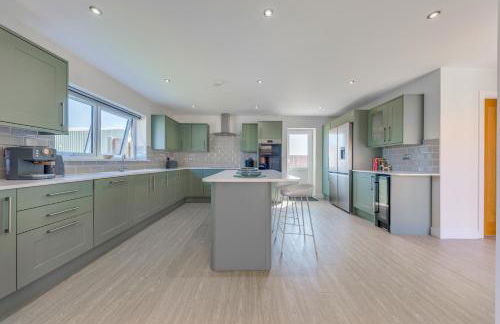 Luxury Isla Cottages Bourne, Dog Friendly with Garden, Parking, Countryside Views, Family Holidays & Easy Access to Town - Foto 18