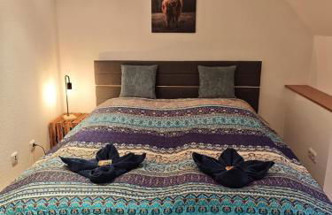 Ferienhaus Wintergarten für 8 Gäste und 2 Hunde in der Eifel mit toller Aussicht, Kamin und Garten - Foto 10