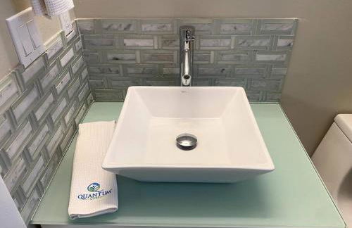 Luxury Holistic Oasis by Bayshore/Hyde Park/SoHo - Foto 19