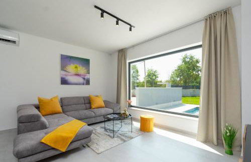 Modern 300m2 Villa - King Beds & Leisure Zone - Foto 14