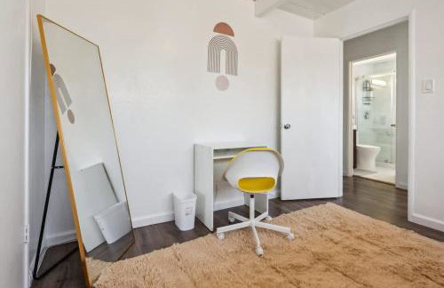 UC Proximity - Cozy City Stay - Free Parking Spot - Photo 7