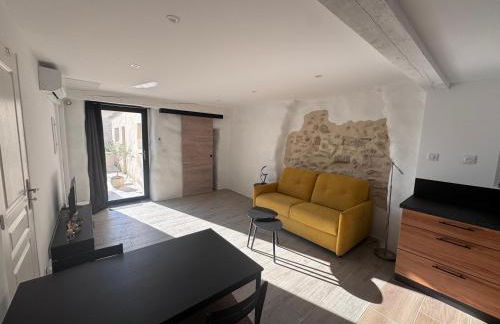 Studio Rénové de Charme en Provence - Foto 10