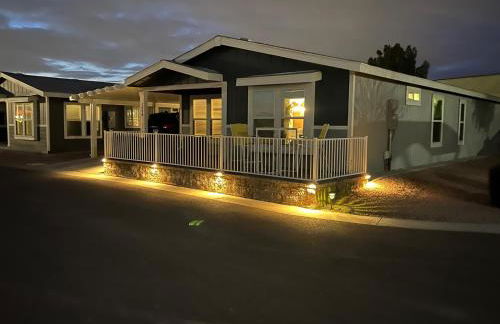 Monte Vista Village Resort Mesa 3 Bed 2 Bath Age Restricted Must be 55 or more - Photo 4