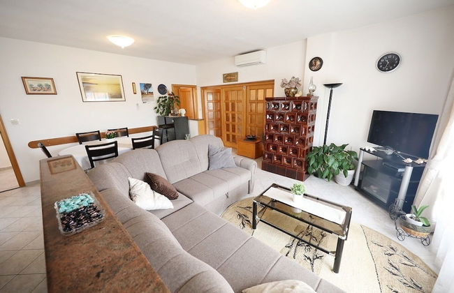 Knez Mali Iz - Photo 19