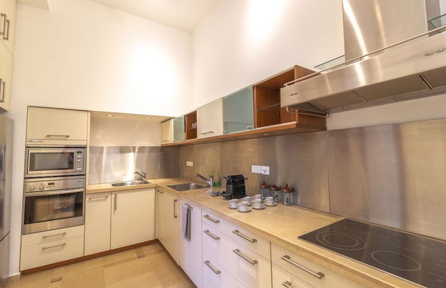 Art apartment in Mamila - Photo 15