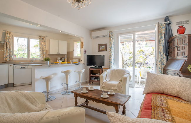 Les Cyprès - Foto 1