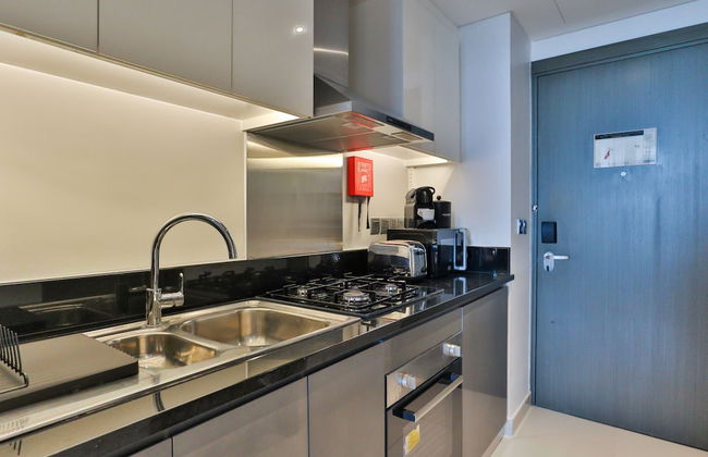 HiGuests - DAMAC Maison Prive Tower A - Photo 10