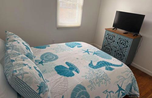 Hyannis Hideaway in Cape Cod - Photo 39