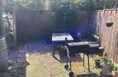 The Eclectic Coach House - Photo 6