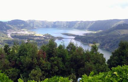 Character 2BR Upper Retreat with BBQ Terrace Parking - Photo 81