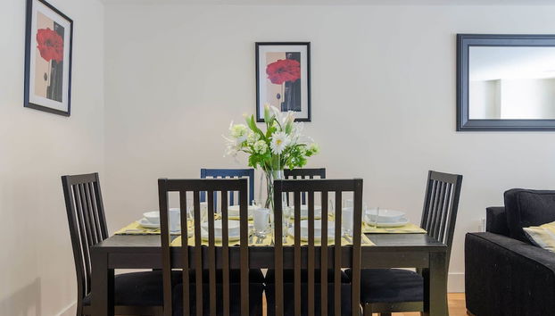 Custom House Square: Cathedral Quarter - Foto 5, Servicio de comidas en la habitación