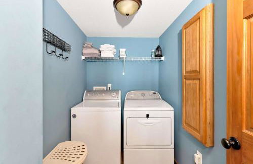 Stone Ledge Refuge with private hot tub - Foto 28