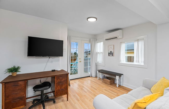 Walk to the waterfront The Hobbit House - Foto 10