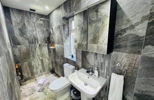 Luxurious House - Foto 14