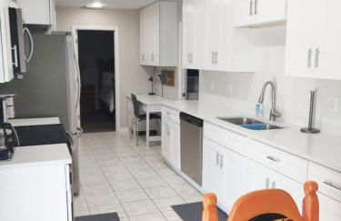 The Playful Pelican - Foto 3