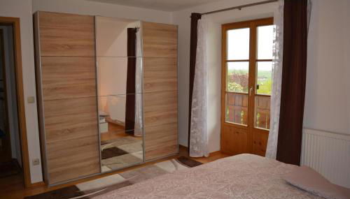 Haus letzte Rose - Foto 2, wardrobe