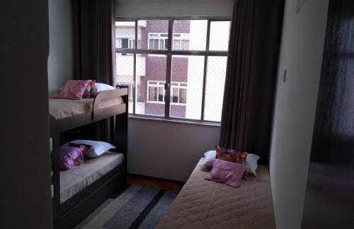 Ensolarado ao lado do shopping com garagem e Wifi - Foto 17