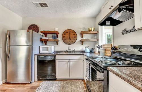 Pecan Hill House - Photo 9