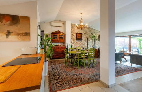 2 Bedroom Cozy Apartment In Porec - Foto 16