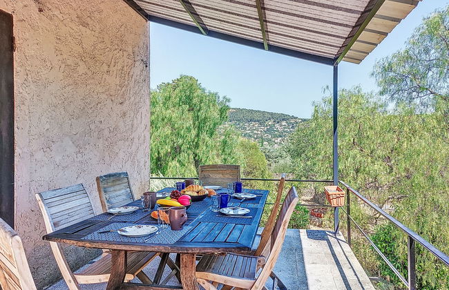 4 bedroom House in Ceyreste with private pool and garden - Photo 3