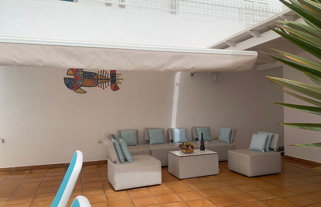 3bed Villa- Pool, Outdoor Dining Terrace, Sea View - Photo 19