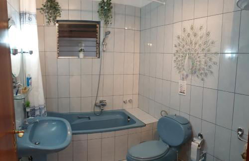 Low-Budget Cozy 3 Bedroom Apt - Foto 12