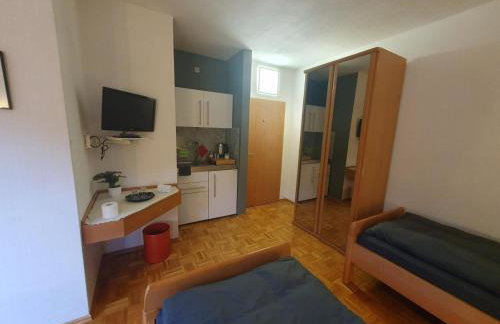 ABM Apartment 16 - Photo 16