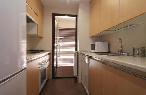 Apartamentos Adelfas - Photo 24