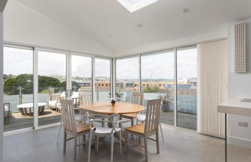 Spacious House nr Castle Beach Parking & Sauna - Foto 10