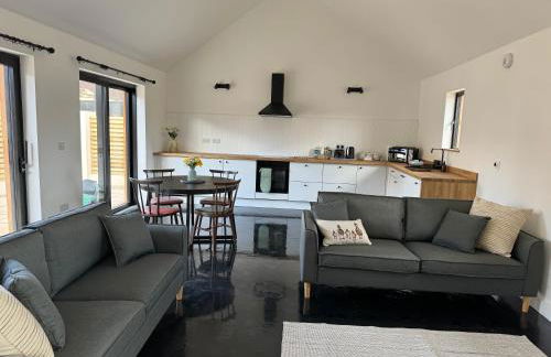 The Stables, Modern 2 bed, 4 person, Rural Barn Conversion with Great Access - Foto 21