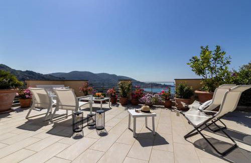 Penthouse Paradiso with Private Pool - Photo 4
