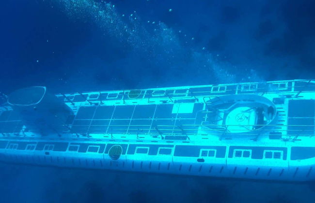 Paseo en submarino por Cozumel - Foto 1